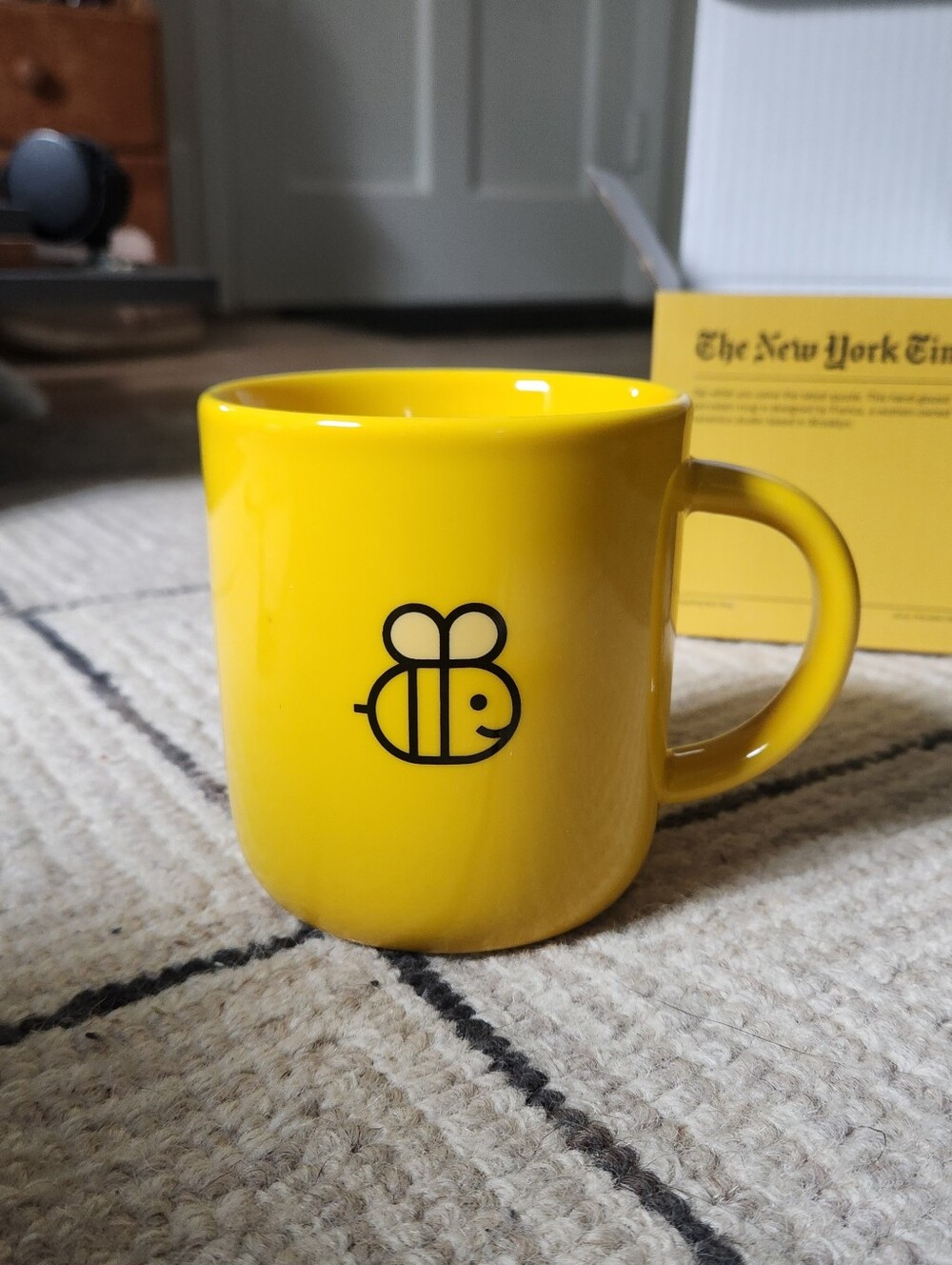NYT Spelling Bee Logo Mug - BRAND NEW Beatrice Porcelain Puzzle NWT Yellow